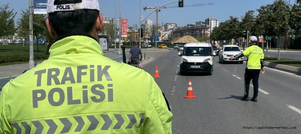 Havadan Denetim: 37 Bin Araç ve Sürücüye İşlem Yapıldı