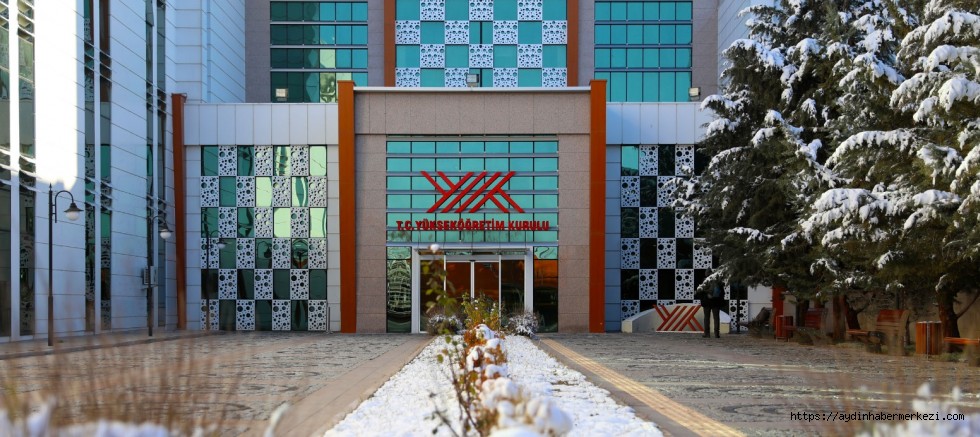 Hukuk, eczacılık, diş hekimliği'nde Kontenjanlar Düşürülecek