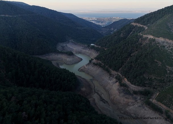 İzmir'in barajları kuruyor, yağışlar yetersiz kalıyor
