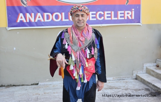 ADÜ Rektörü Efe Kıyafeti ile Rektör Efe Oldu 