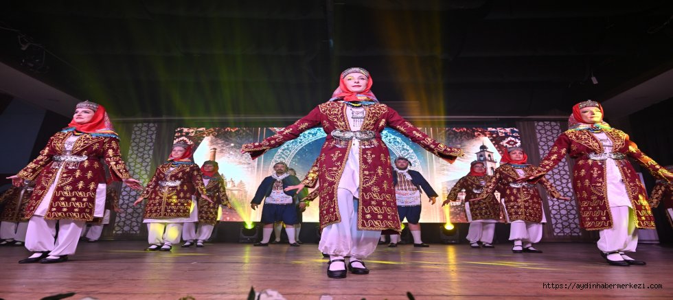 Anadolu'nun Renkleri Manisa'da Sahneye Taşındı
