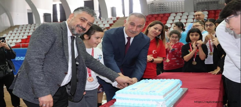 DÜNYA OTİZM FARKINDALIK GÜNÜ’NDE SPORCULARIN COŞKUSU