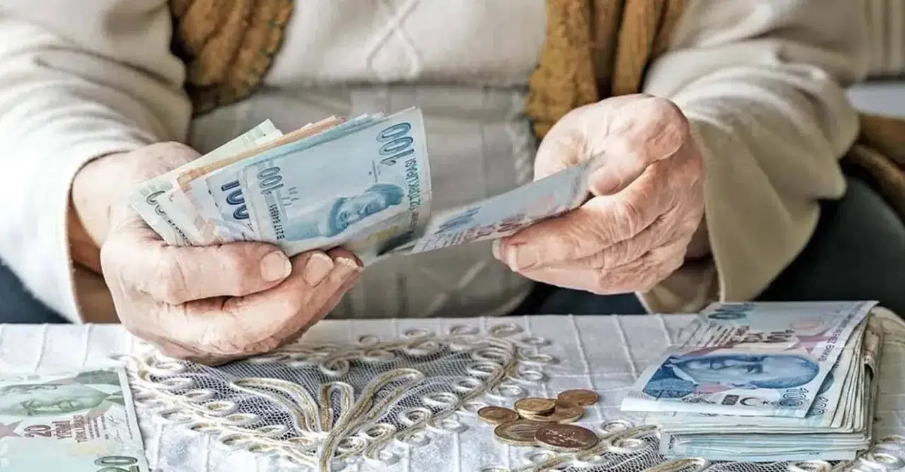 Emekliye bir parmak Seçim Bal'ı mı?