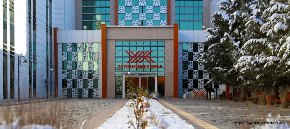 Hukuk, eczacılık, diş hekimliği'nde Kontenjanlar Düşürülecek