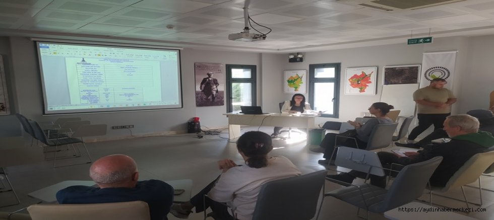 İZMİR BÜYÜKŞEHİR BELEDİYESİ’NDEN EFES SELÇUKLU ÜRETİCİLERE TOPRAK ANALİZİ DESTEĞİ