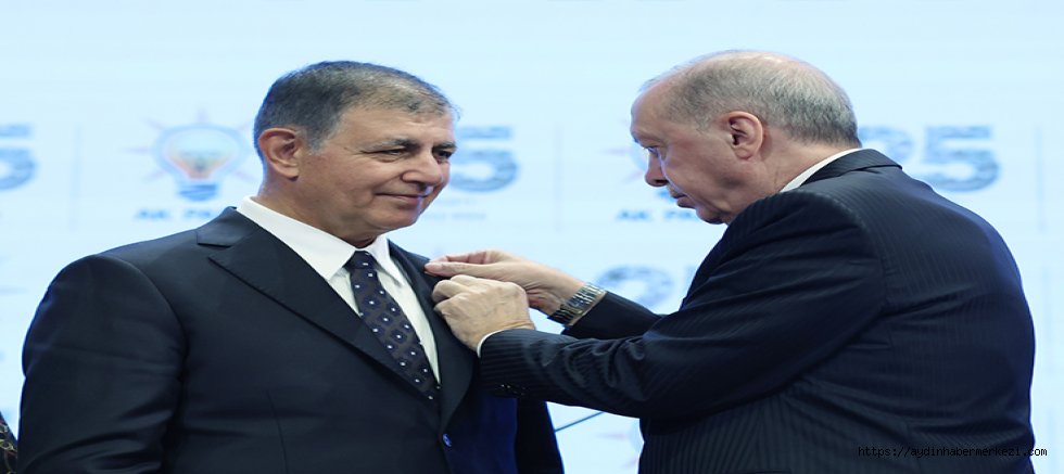İZMİR'DE HALK CEMİL TUGAY'IN AKP'YE GEÇMESİYLE AYAKLANDI