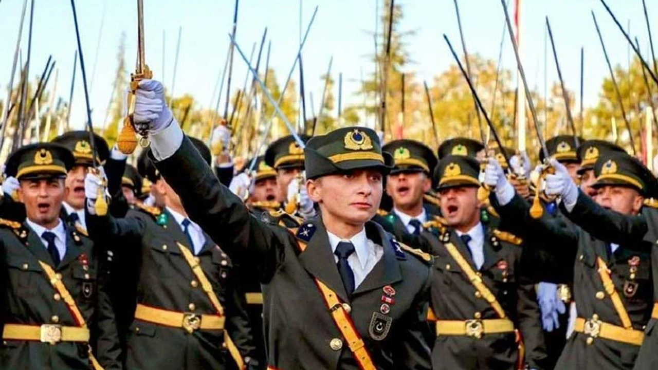 Teğmenlere sahip çıkan Cumhuriyet Savcısı'na sürgün!