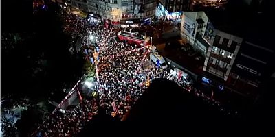 AKP Bekle Kuruluş Günü Hediyem Yarın Saat 12.00' de Geliyor