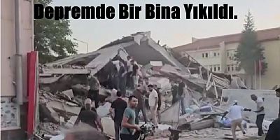 Balıkesirde Deprem, 4 Kişi Enkazdan Sağ Çıkarıldı