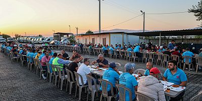 BAŞKAN YETİŞKİN MESAİ ARKADAŞLARIYLA KAHVALTIDA BULUŞTU