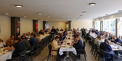 BAŞKAN YETİŞKİN YEREL DEMOKRASİNİN TEMSİLCİLERİYLE BULUŞTU  “İYİ Kİ VARSINIZ”