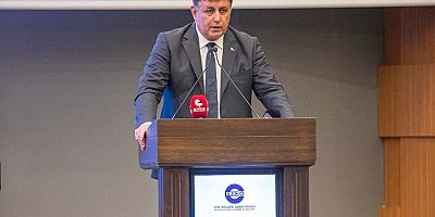 Cemil Tugay AKP’ye geçeceği iddialarını yalanladı