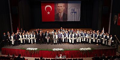  DEÜ’DE YENİ AKADEMİK YILA COŞKULU MERHABA