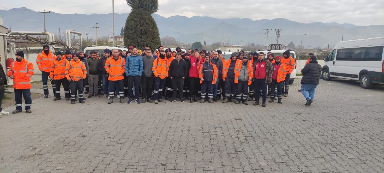 Efeler Belediyesinde İşciler İşi Bıraktı