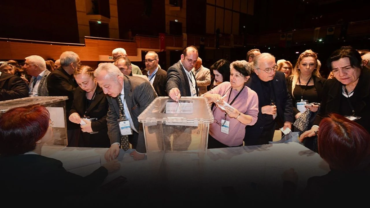 İzmir Kent Konseyi'nde Demokratik  seçim tamam.