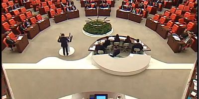 Tezkere Meclis'ten geçti!