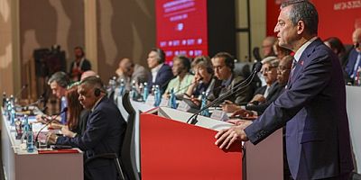 Türkiye Büyük Bir Ailedir ve Erdoğan İktidarından İbaret Değildir