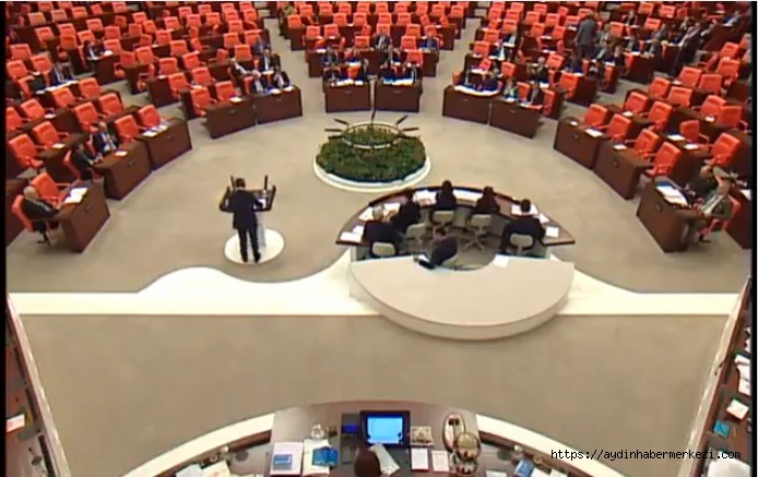 Tezkere Meclis'ten geçti!